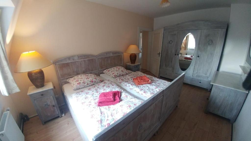 Historische Schule "Ferienwohnung Pauline" I&II room 4