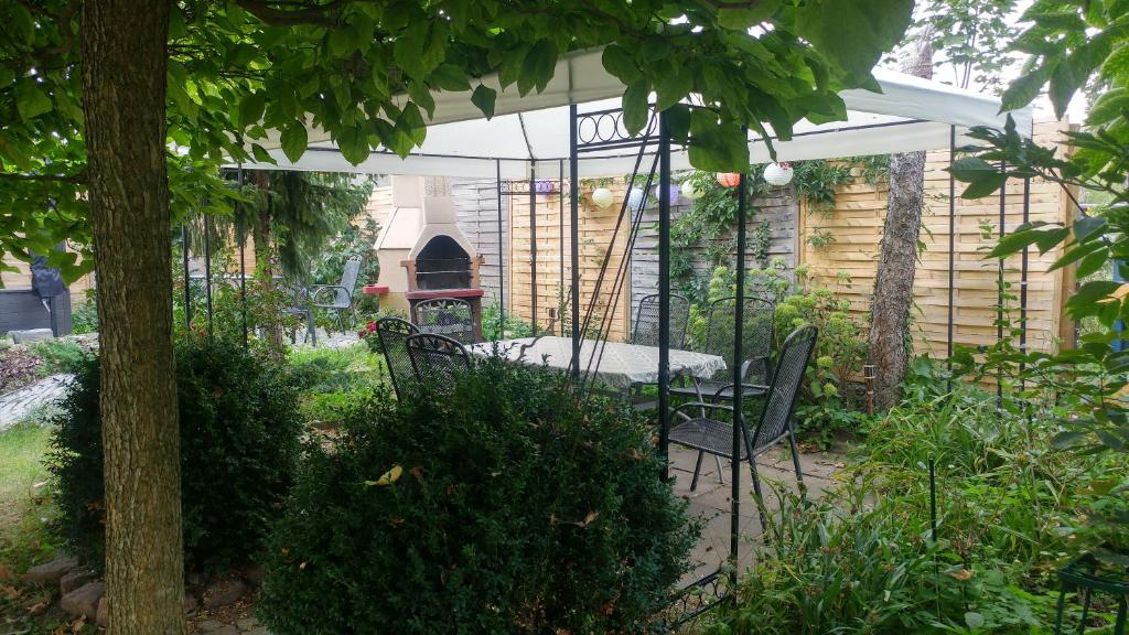 Historische Schule "Ferienwohnung Pauline" I&II room 5